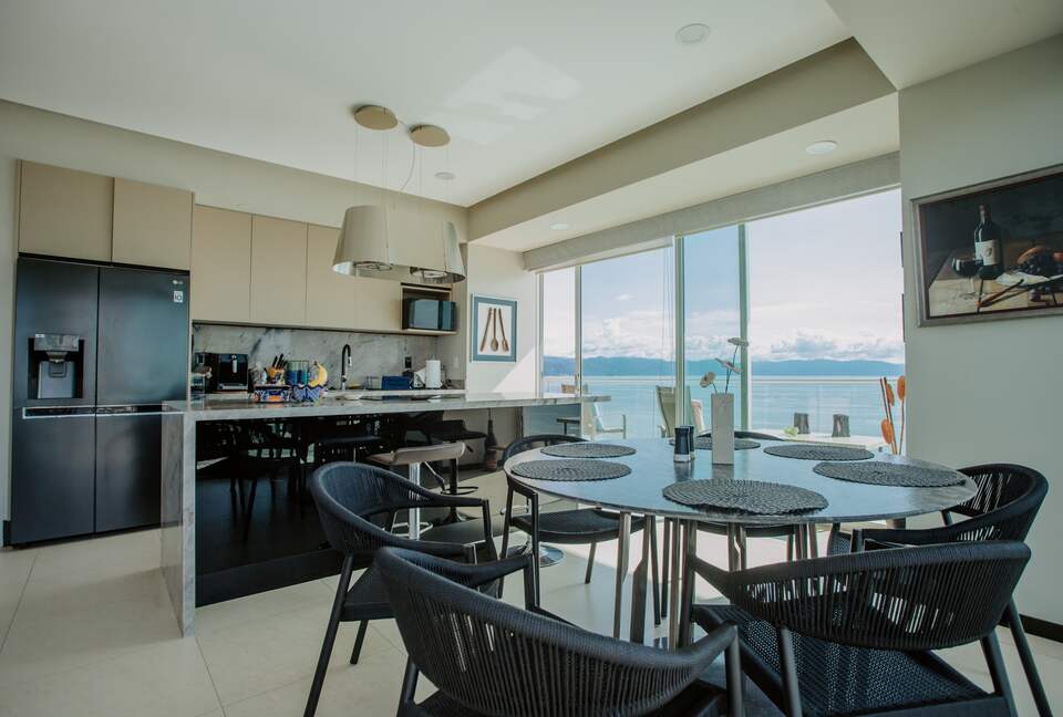 Modern custom built dinning table and chairs