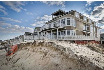 Spectacular Oceanfront Luxury Condominium - Salisbury, Massachusetts