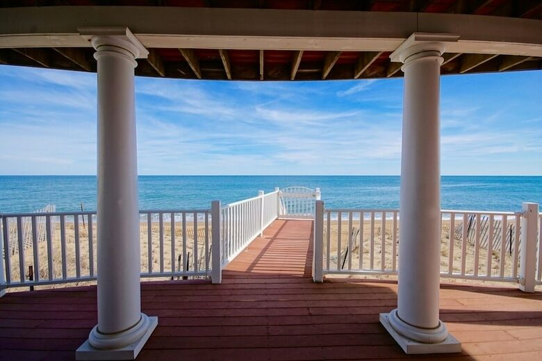 Spectacular Oceanfront Luxury Condominium - Salisbury, Massachusetts