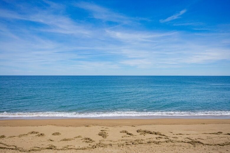 Spectacular Oceanfront Luxury Condominium - Salisbury, Massachusetts