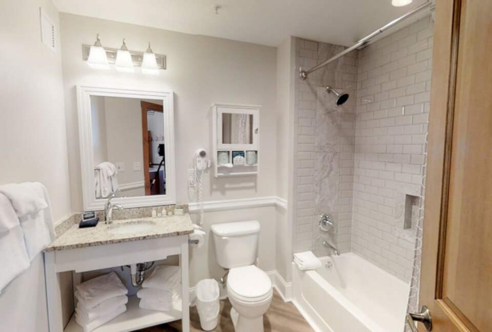 Allegheny Springs Lodge | #410 Brigham Two Bedroom - Snowshoe, West Virginia