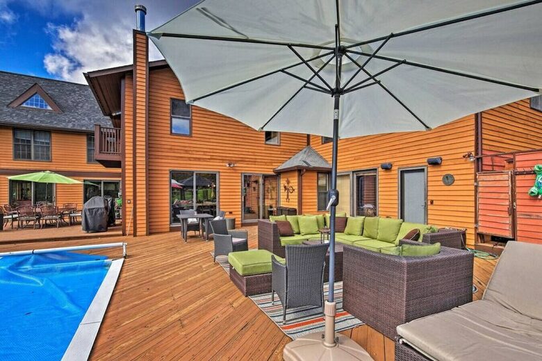 Catskill Ski Mountain Retreat with a Private Pool - Arkville, New York