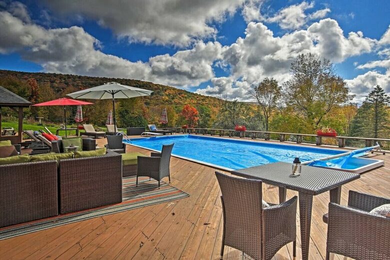 Catskill Ski Mountain Retreat with a Private Pool - Arkville, New York
