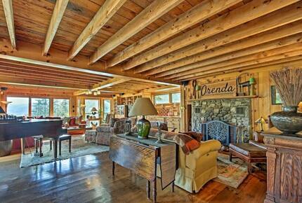 Catskill Ski Mountain Retreat with a Private Pool - Arkville, New York