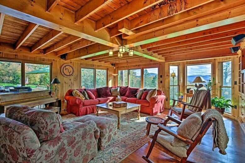 Catskill Ski Mountain Retreat with a Private Pool - Arkville, New York