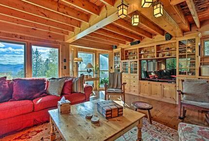 Catskill Ski Mountain Retreat with a Private Pool - Arkville, New York