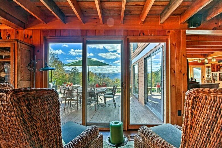 Catskill Ski Mountain Retreat with a Private Pool - Arkville, New York