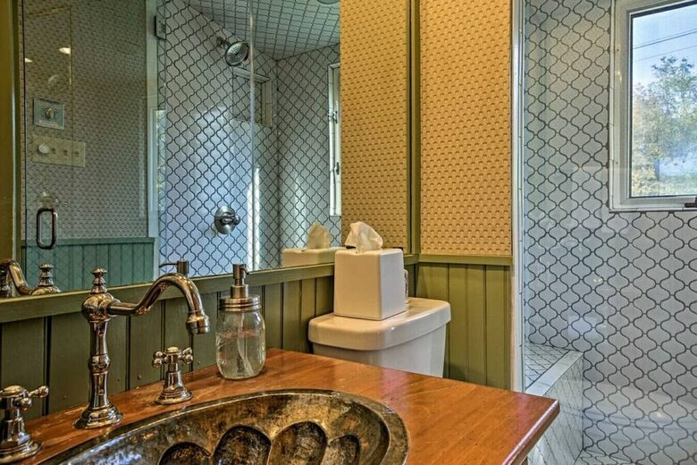 Catskill Ski Mountain Retreat with a Private Pool - Arkville, New York