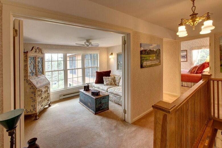 Catskill Ski Mountain Retreat with a Private Pool - Arkville, New York