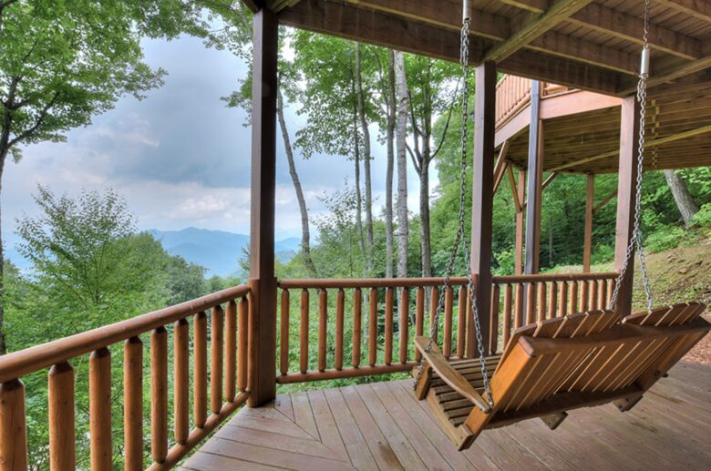Wings of Dawn Smoky Mountain Retreat - Maggie Valley, North Carolina