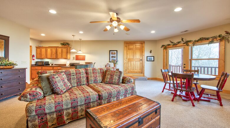 Wings of Dawn Smoky Mountain Retreat - Maggie Valley, North Carolina