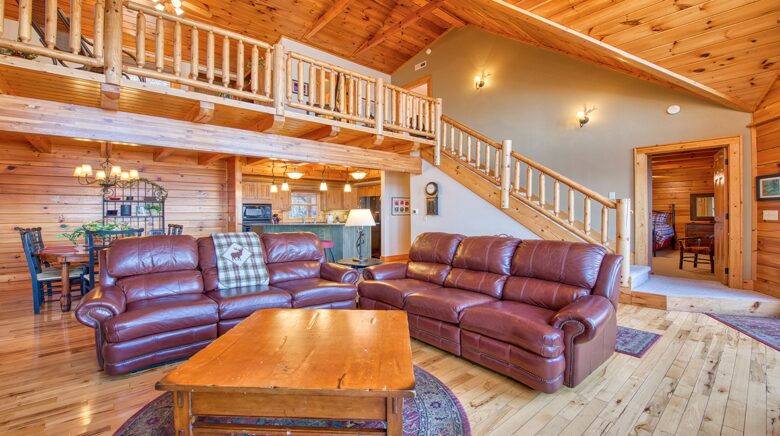 Wings of Dawn Smoky Mountain Retreat - Maggie Valley, North Carolina