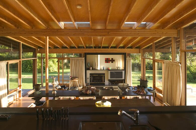 Moturua Private Island (R) - Bay of Islands, New Zealand