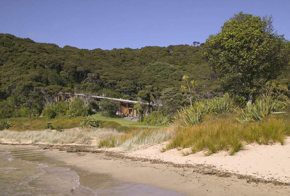 Moturua Private Island (R) - Bay of Islands, New Zealand