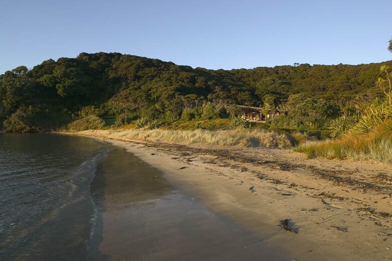 Moturua Private Island (R) - Bay of Islands, New Zealand
