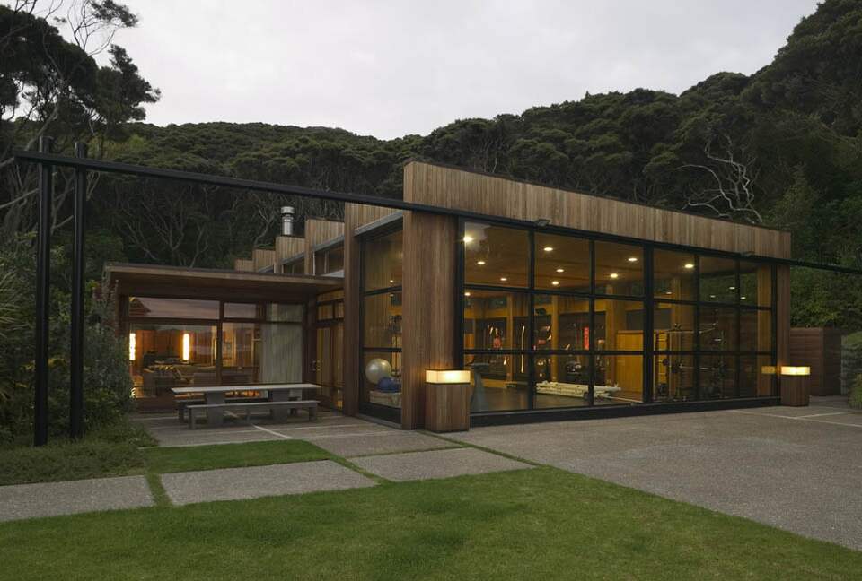 Moturua Private Island (R) - Bay of Islands, New Zealand