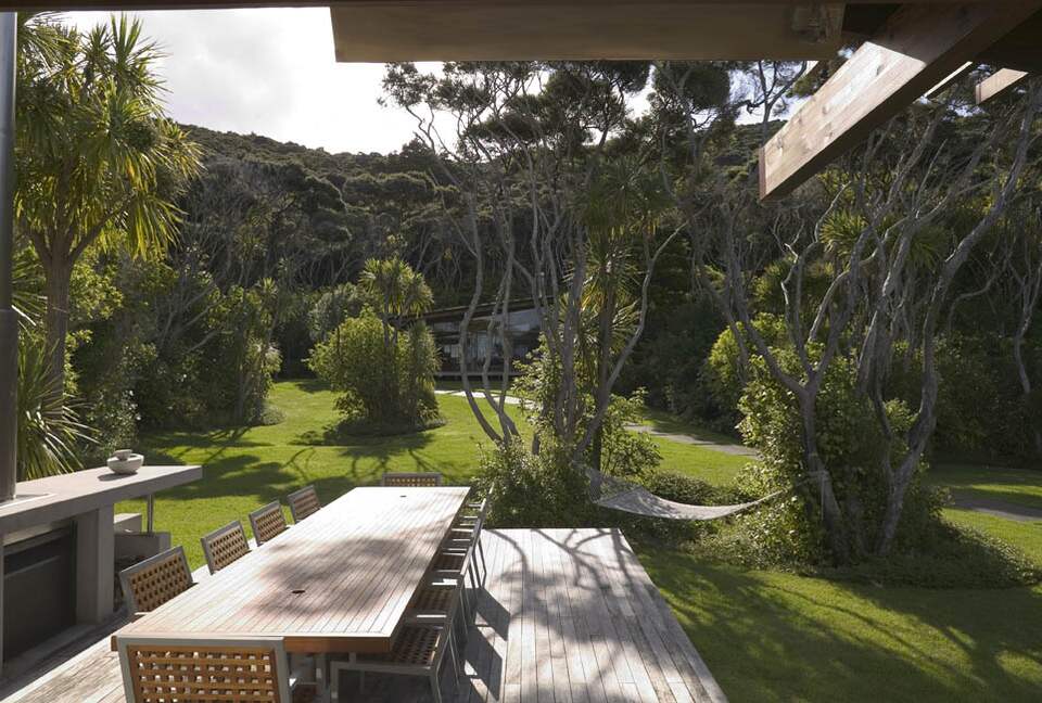 Moturua Private Island (R) - Bay of Islands, New Zealand