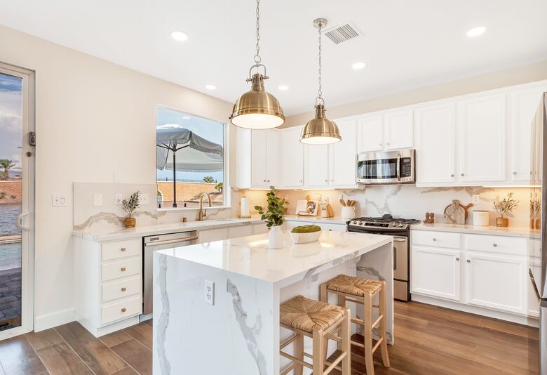 Tramonto Sul Lago Amazing Lakeside Home - Indio, California