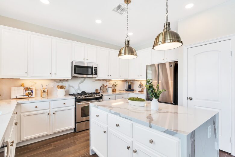 Tramonto Sul Lago Amazing Lakeside Home - Indio, California