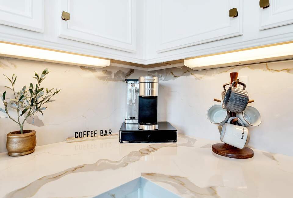 Tramonto Sul Lago Amazing Lakeside Home - Indio, California