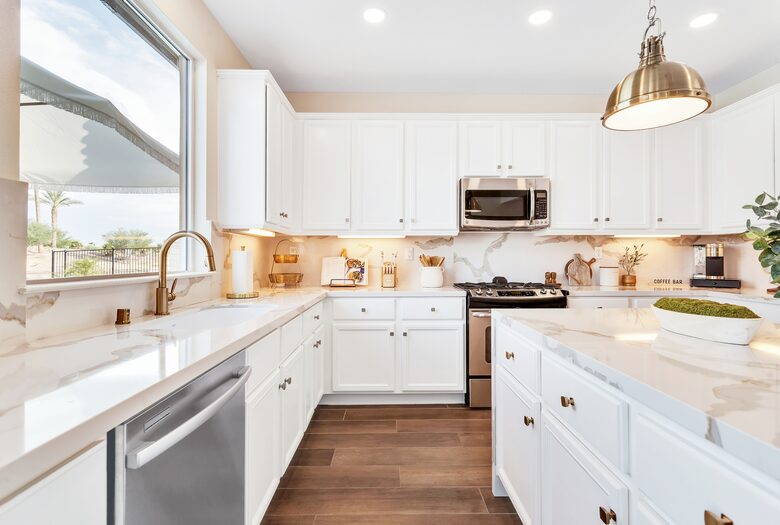 Tramonto Sul Lago Amazing Lakeside Home - Indio, California