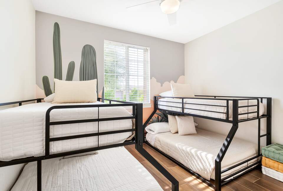 Tramonto Sul Lago Amazing Lakeside Home - Indio, California