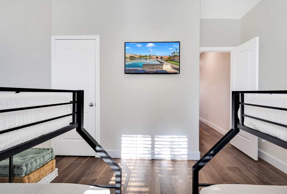 Tramonto Sul Lago Amazing Lakeside Home - Indio, California