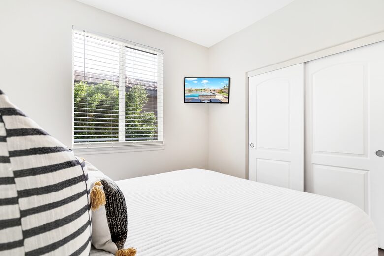 Tramonto Sul Lago Amazing Lakeside Home - Indio, California