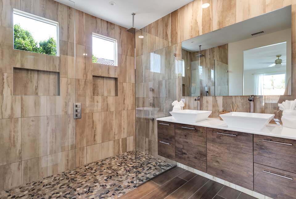 Tramonto Sul Lago Amazing Lakeside Home - Indio, California