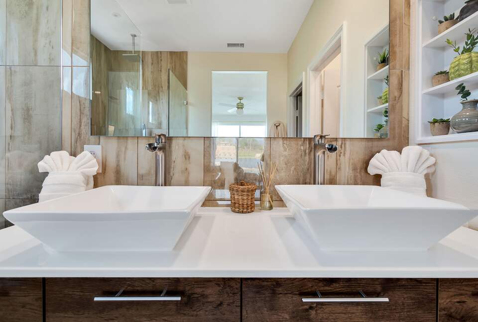 Tramonto Sul Lago Amazing Lakeside Home - Indio, California