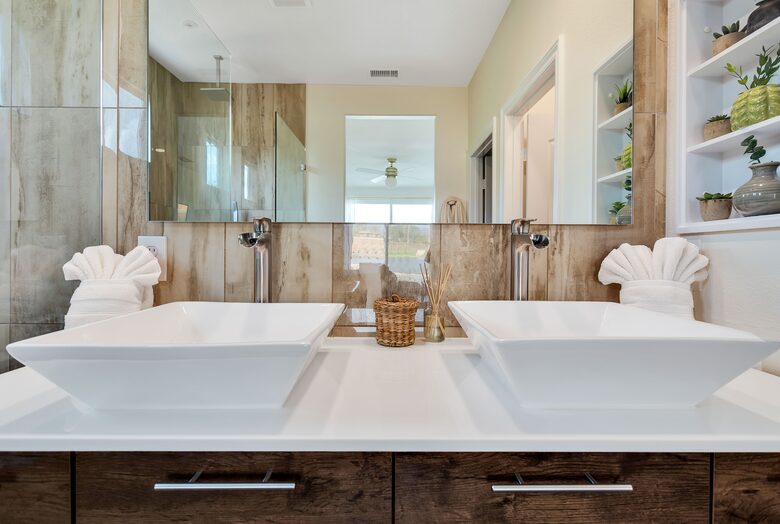 Tramonto Sul Lago Amazing Lakeside Home - Indio, California