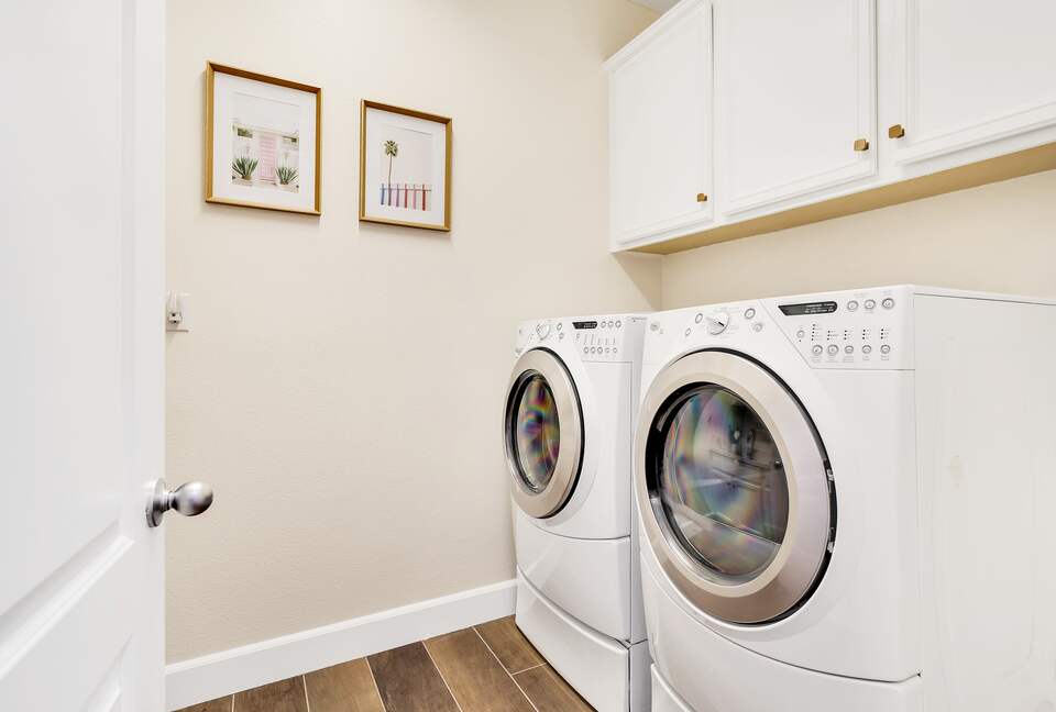 Tramonto Sul Lago Amazing Lakeside Home - Indio, California