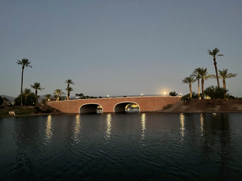 Tramonto Sul Lago Amazing Lakeside Home - Indio, California