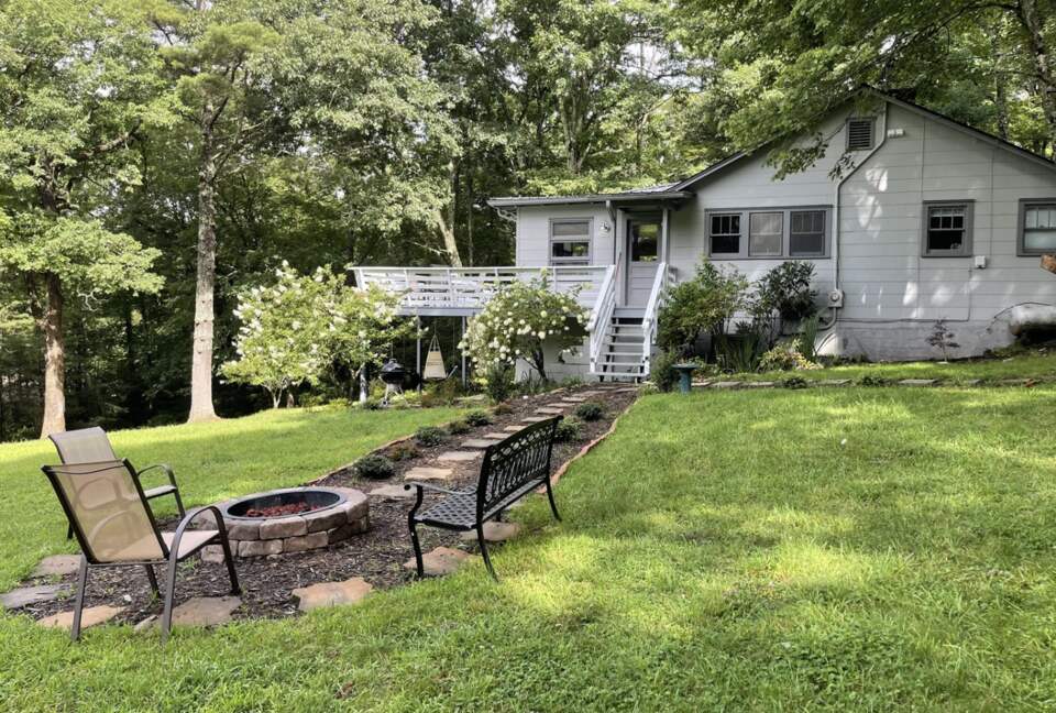 Highlands Hideaway - Highlands, North Carolina