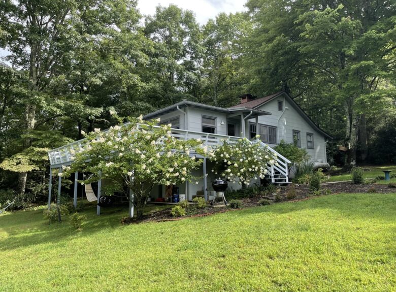Highlands Hideaway - Highlands, North Carolina