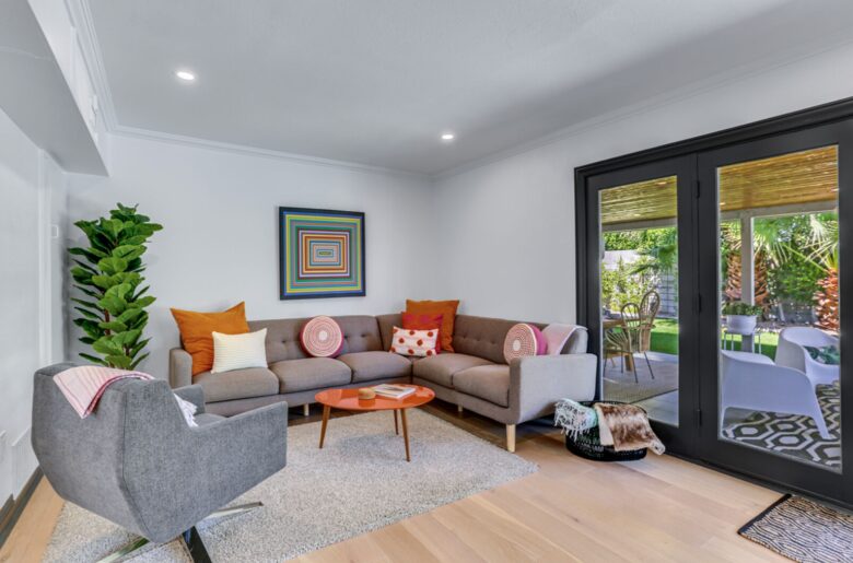 Cool and Fun Midcentury Getaway - Palm Springs, California