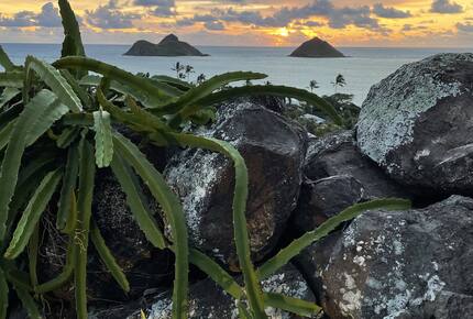 Sweeping Postcard Views of the Mokulua Islands - Kailua, Hawaii