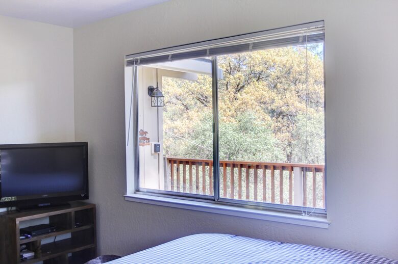 Cabin with Soaring Windows and Hot Tub Near Yosemite - Groveland, California