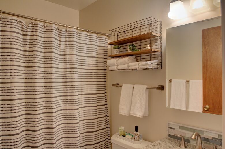 Cabin with Soaring Windows and Hot Tub Near Yosemite - Groveland, California