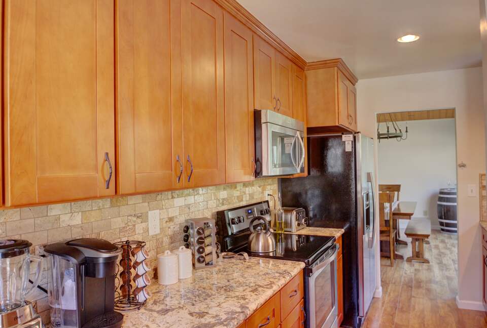 Cabin with Soaring Windows and Hot Tub Near Yosemite - Groveland, California