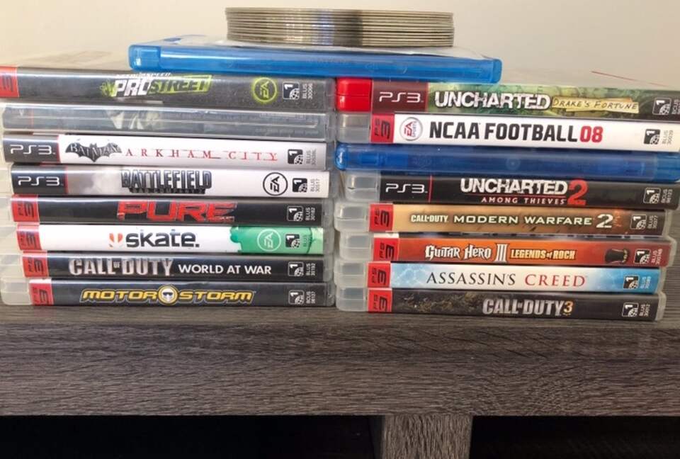 Cabin with Soaring Windows and Hot Tub Near Yosemite - Groveland, California