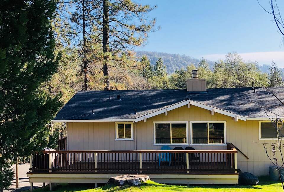 Cabin with Soaring Windows and Hot Tub Near Yosemite - Groveland, California