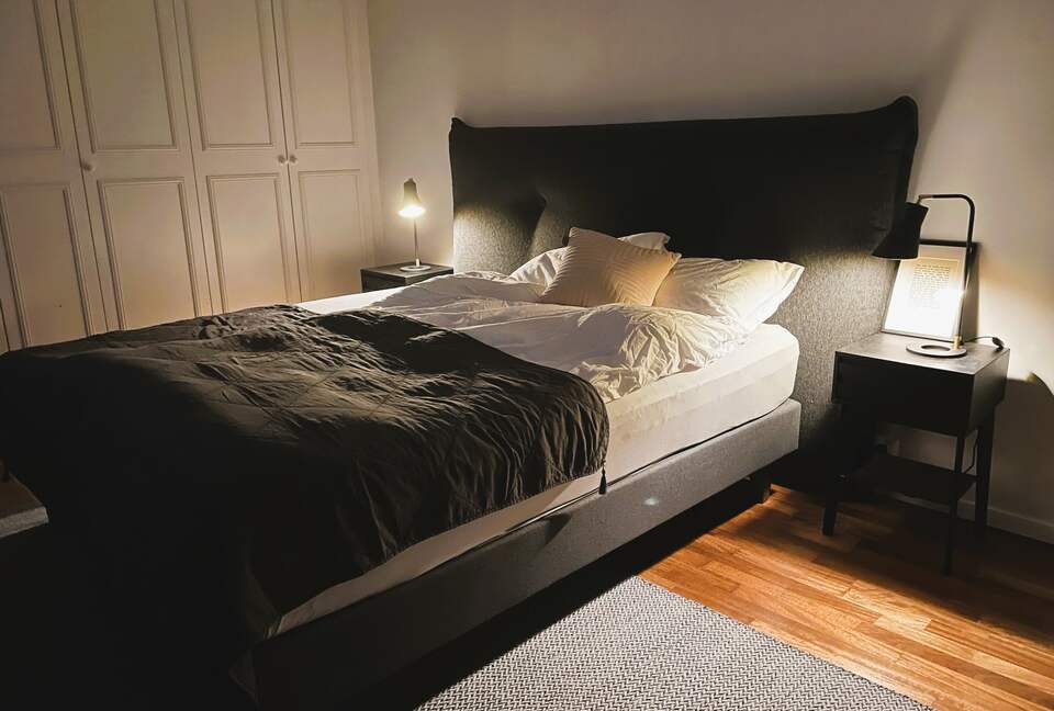 H5 - Reykjavík, Iceland