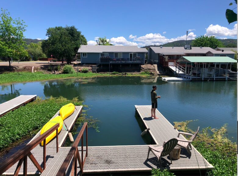 Clearlake Keys Modern Beauty - Clearlake Oaks, California