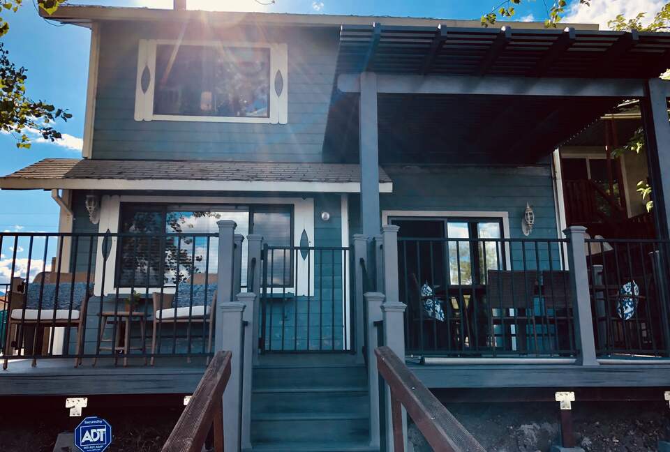 Clearlake Keys Modern Beauty - Clearlake Oaks, California