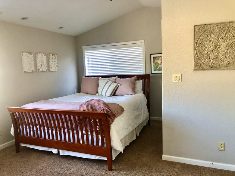 Clearlake Keys Modern Beauty - Clearlake Oaks, California