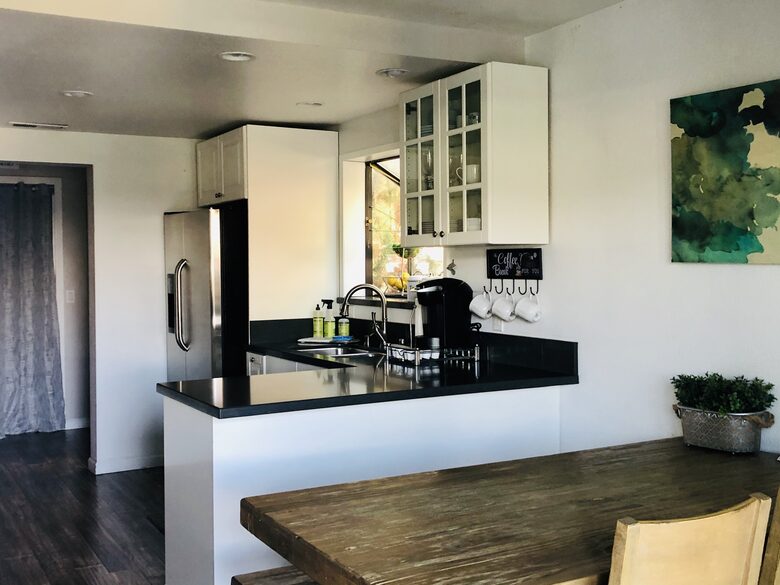 Clearlake Keys Modern Beauty - Clearlake Oaks, California