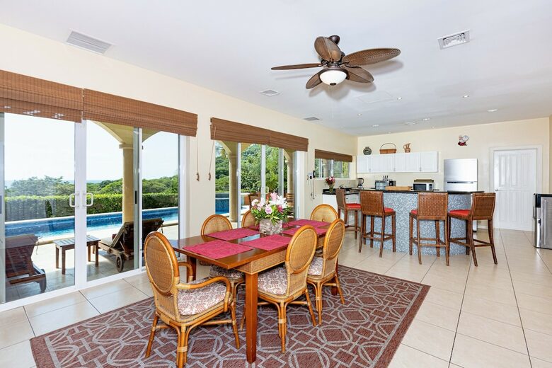 Villa Nube Nueve - Sardinal, Costa Rica