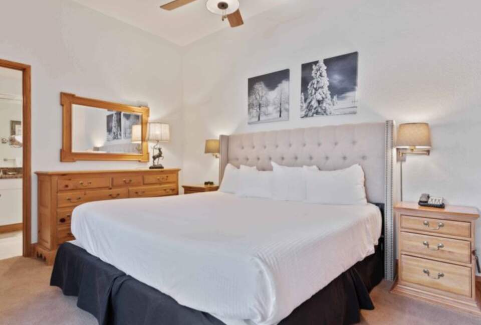 The Charter at Beaver Creek Ski-In/Ski-Out Condo - Beaver Creek, Colorado