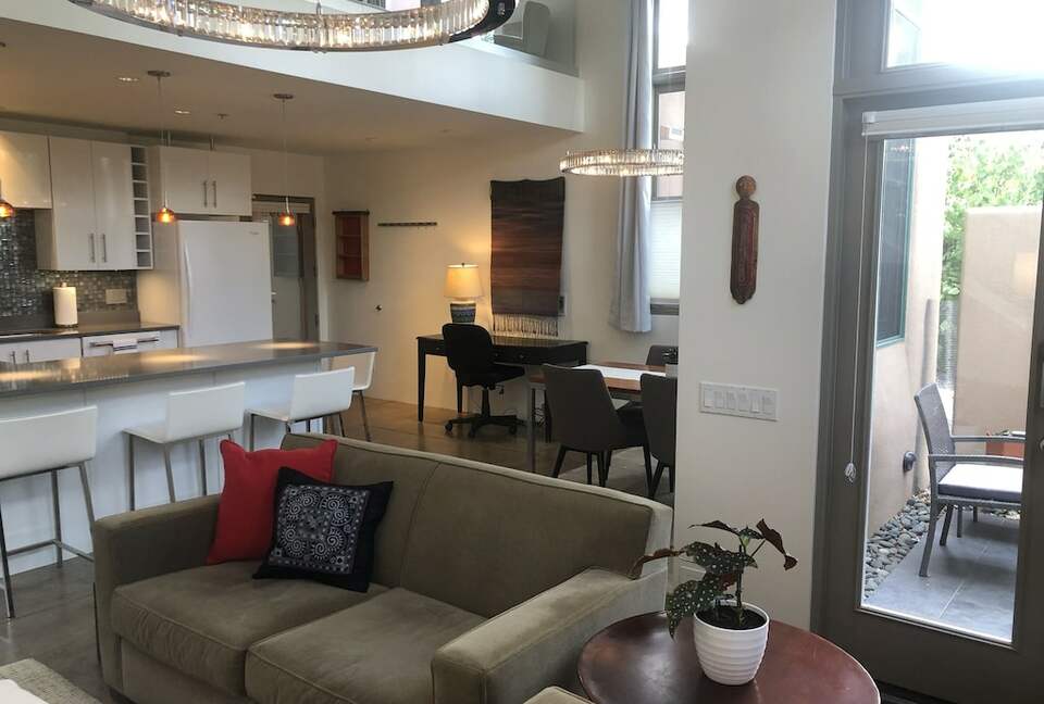 Santa Fe Luxury Condo with Prime Location - Santa Fe, New Mexico